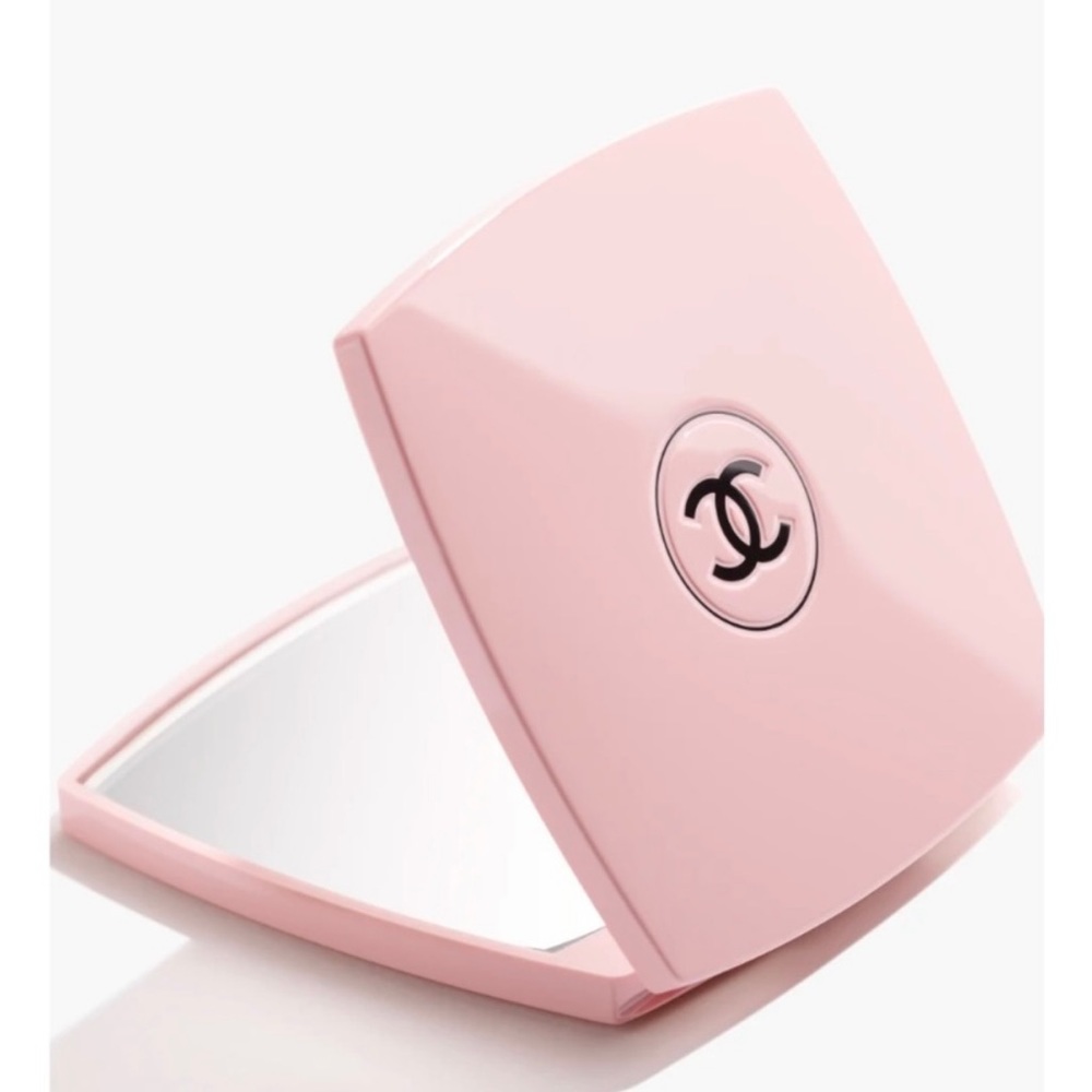 Brand New Chanel Limited-Edition Mirror Duo 111 - BALLERINA